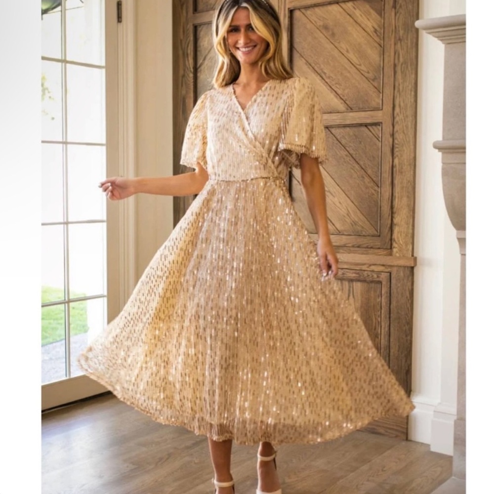 Ivy City Goldie Sequin Dress